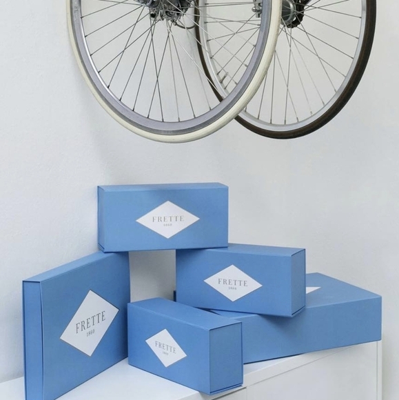 FRETTE MODEL ONLY FOR PYJAMAS EXAMPLE PURPOSES COURTESY OF FRETTE - Picture 11 of 11